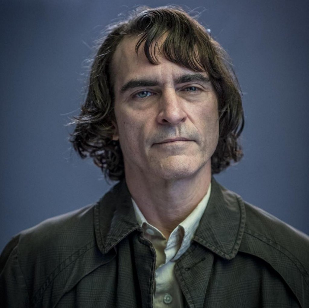 First Look at Joaquin Phoenix in JOKER - STARBURST Magazine